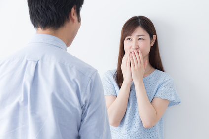 虫歯のある彼氏や彼女をもった人のイメージ